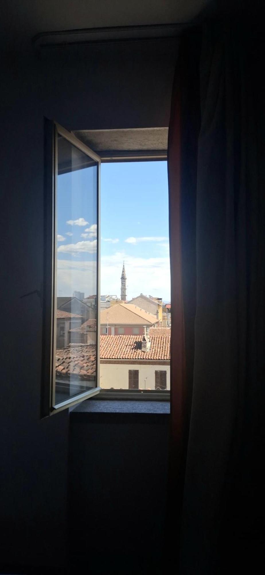 Hotel Lux Alessandria Exterior foto